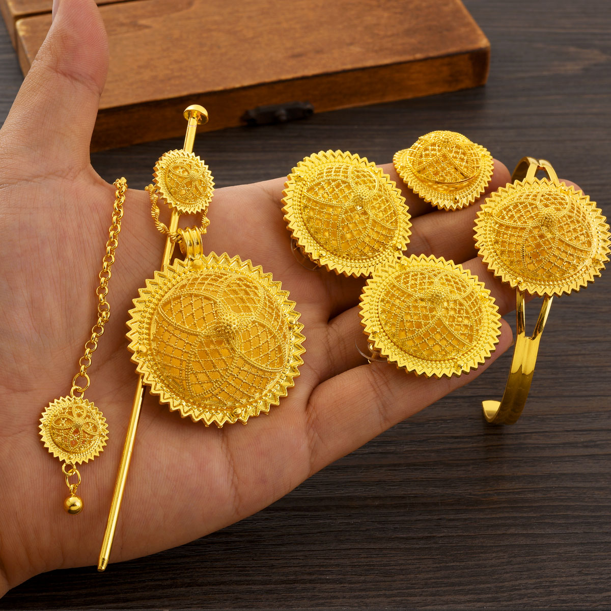 Africa Dubai Golden Color Jewe - Ethnic Fashion Dubai recension och pris
